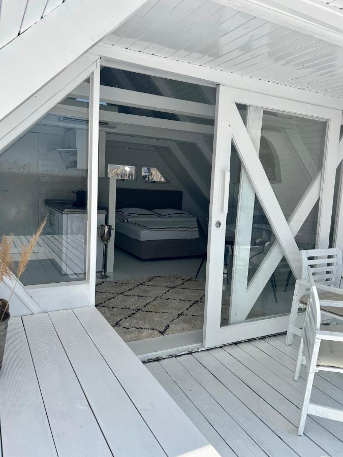 Seehuette Neusiedlersee - Strandhaus, Elektroboot Inklusive Rust Buitenkant foto